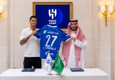 João Cancelo sign;s up with Al Hilal_ Proleaguefootballsaudi.com